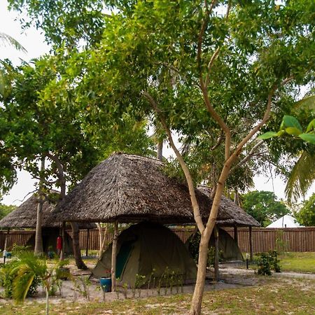 Butiama Marine Camp Hotel Utende Luaran gambar
