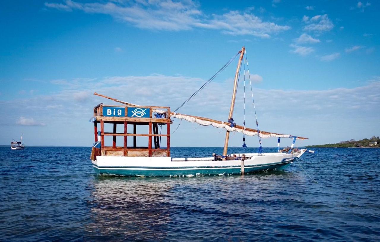 Butiama Marine Camp Hotel Utende Luaran gambar