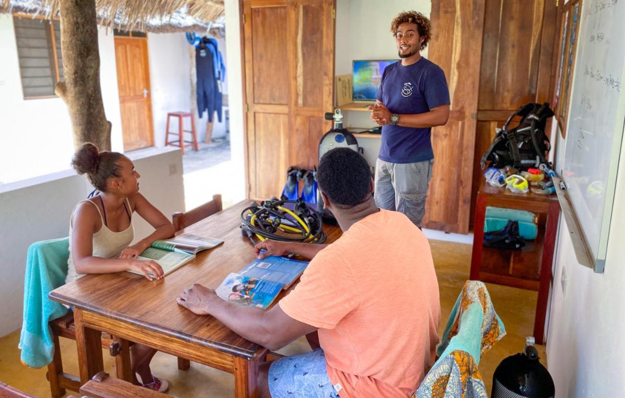 Butiama Marine Camp Hotel Utende Luaran gambar