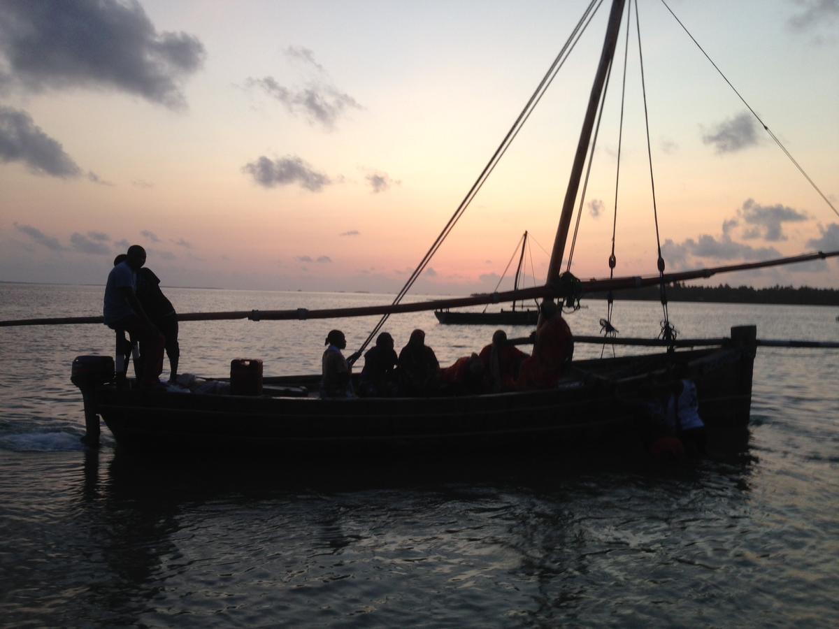 Butiama Marine Camp Hotel Utende Luaran gambar